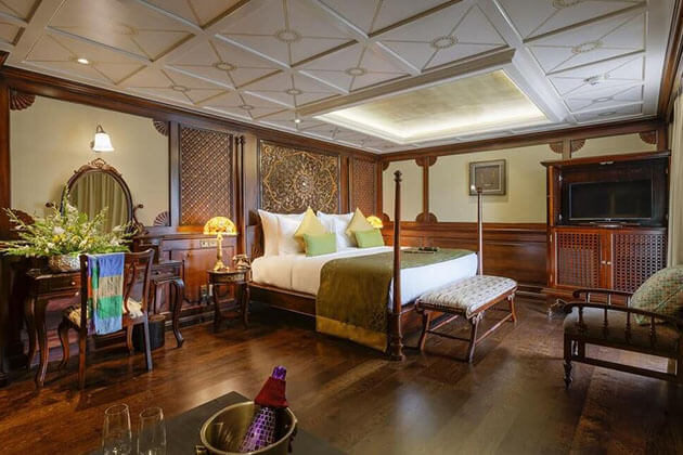 Anawrahta cruise Executive Suite