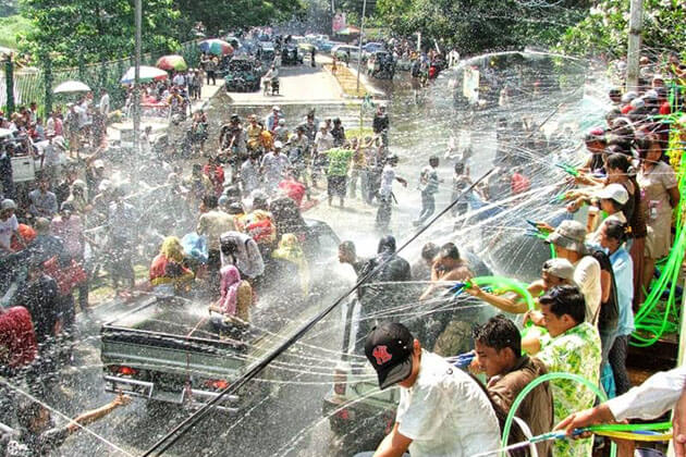 Mandalay - main city to celebrate Thingyan Water Festival