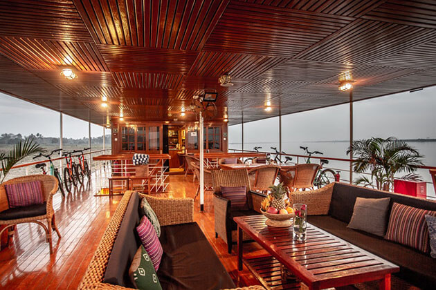 Rv Kalay pandaw cruise ship saloon