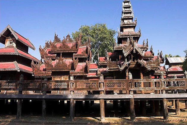 Yoke Saung Kyaung Monastery