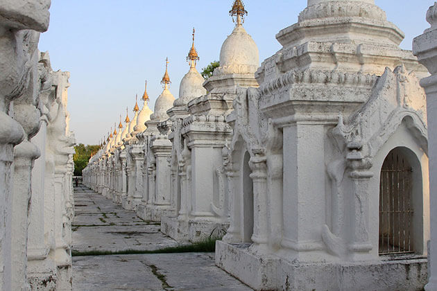 kuthodaw pagoda